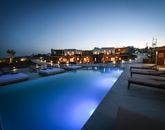 Hotel Myconian Crown Suites (Mykonos-Town, Greece)