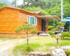 Nhà trọ Wanju First House Pension Under The Sky (Wanju, Hàn Quốc)