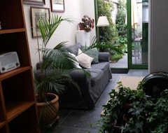 Oda ve Kahvaltı Quiet apartment in Antwerp near parc - B&B InterMezzo - business & leisure (Antwerp, Belçika)