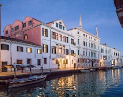 Khách sạn Hotel Heureka (Venice, Ý)