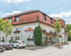 Hotel Mayers Waldhorn - Zwischen Reutlingen Und Tubingen (Kusterdingen, Tyskland)