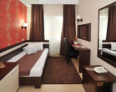 Hotel Confort (Cluj-Napoca, Romania)