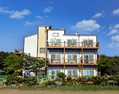 Hotel Taean Baeksajang Beach Pension (Taean, Sydkorea)