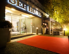 Khách sạn Seehotel & Restaurant Die Ente (Ketsch, Đức)