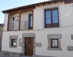 Casa rural El Zahorí de Pinedas (Pinedas, España)