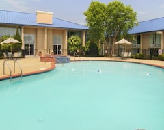Khách sạn Rodeway Inn & Suites (Shreveport, Hoa Kỳ)
