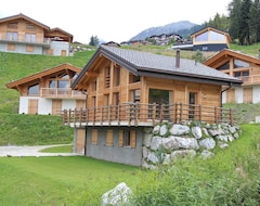Toàn bộ căn nhà/căn hộ Superb New Chalet, Built In 2010, In The Middle Of The Ski Resort Of Tzoumaz (Riddes, Thụy Sỹ)