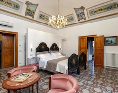 Hotel Edel Emotional Domus Et Luxury (Modica, Italien)