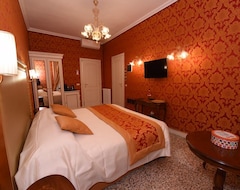 Hotel 40.17 San Marco (Venice, Italy)