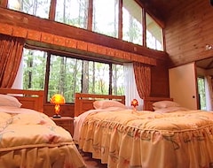 Resort/Odmaralište Izumigo AMBIENT Yatsugatake Cottage (Hokuto, Japan)