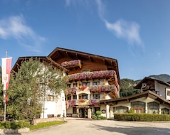 Hotelli Hotel Sonnenuhr (Kramsach, Itävalta)