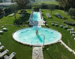 Hotel Salus Terme (Viterbo, Italia)