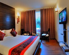 Hotel OYO Premium Taj View East Gate (Agra, India)