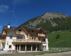 Ecohotel Chalet des Alpes (Livigno, Italija)