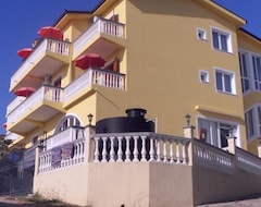 Khách sạn Morski val (Bar, Montenegro)