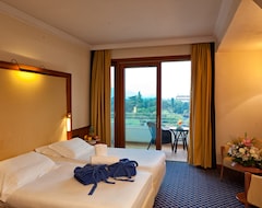 Hotelli Hotel Splendid (Galzignano Terme, Italia)