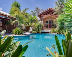 Toàn bộ căn nhà/căn hộ Palms, Pool and Beach (Blairgowrie, Úc)