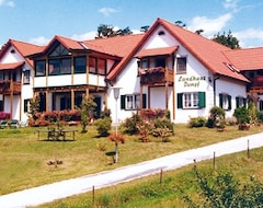 Khách sạn Landhaus Dampf Hotel-garni (Bad Blumau, Áo)