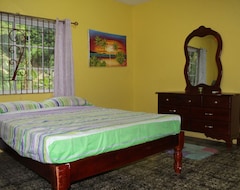 Bed & Breakfast Ritashomeawayfromhome (Ocho Rios, Jamaika)
