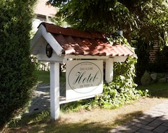 Khách sạn Das kleine Hotel am Park (Bispingen, Đức)