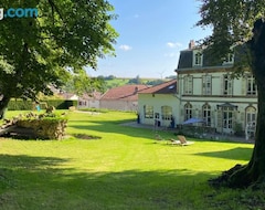 Toàn bộ căn nhà/căn hộ Le Chateau De Monthureux Le Sec (Monthureux-le-Sec, Pháp)
