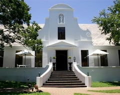 Hotel Constantia Guest Lodge (Meyerspark, South Africa)