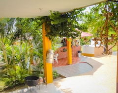 Bed & Breakfast Hotel - Granja de Animales San Basilio de Palenque (Cartagena, Colombia)