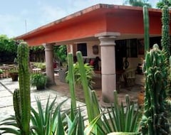 Bed & Breakfast Casa Marly (Xochitepec, Mexico)