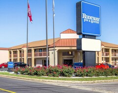 Khách sạn Rodeway Inn and Suites (Clarksville, Hoa Kỳ)