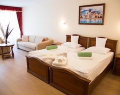 Luxury Spa Conference Hotel (Siófok, Hungary)