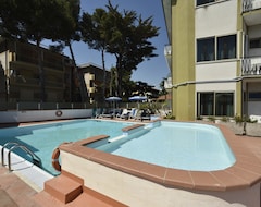 Khách sạn Hotel Diano Marina (Diano Marina, Ý)