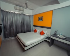 Khách sạn Hotel Aashish Deluxe Pet Friendly (Kolhapur, Ấn Độ)