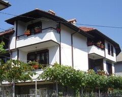 Ξενοδοχείο Mladenova House (Ζλάτογκραντ, Βουλγαρία)