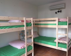Endless Summer Hostel (Arona, Španjolska)