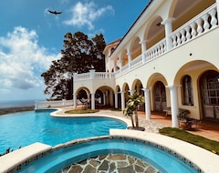Hele huset/lejligheden El Castillo Tropical - Double Room With Garden View (Loma de Cabrera, Dominikanske republikk)