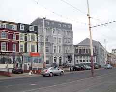 Khách sạn The Parisienne (Blackpool, Vương quốc Anh)