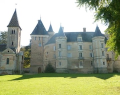 Bed & Breakfast Chateau De Bresse Sur Grosne (Champagny-sous-Uxelles, Francuska)