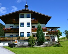 Hotel Schnöllhof (St. Martin am Tennegebirge, Austria)