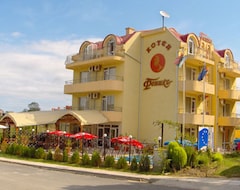 Khách sạn Feniks (Tsarevo, Bun-ga-ri)