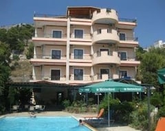 Khách sạn JB (Saranda, Albania)