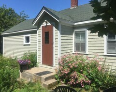 Casa/apartamento entero Garden Cottage W/ 2 Kayaks/gear/dock/parking Access On Stonington Harbor Nearby! (Stonington, EE. UU.)