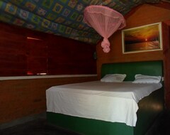 Hotel Inn On The Bay (Trincomalee, Sri Lanka)