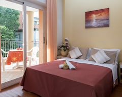 Khách sạn Hotel Villa Gioiosa (Rimini, Ý)