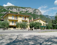 Hotel Olivo (Brentino Belluno, Italien)