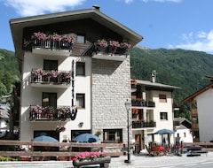 Hotel Al Caminetto (Valtournenche, Italija)