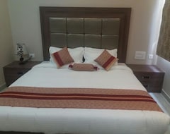 Khách sạn Hotel Ozas Grand (Varanasi, Ấn Độ)