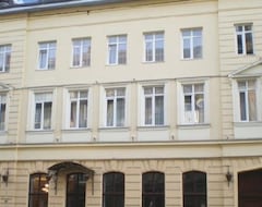 Hotel Reikartz Medievale (Lviv, Ucrania)