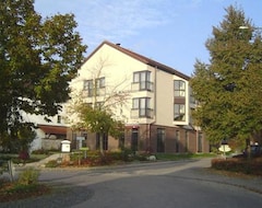Khách sạn Hotel Mühlbach (Olching, Đức)