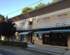Hotel Les Tilleuls (Saint-Amand-Montrond, France)