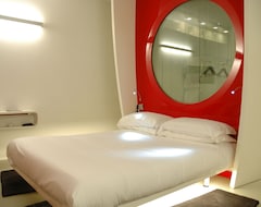Khách sạn duoMo design hotel & noMi club (Rimini, Ý)